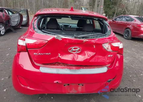 2013 Hyundai Elantra Gt z USA, uszkodzony, nr VIN KMHD35LE3DU104585